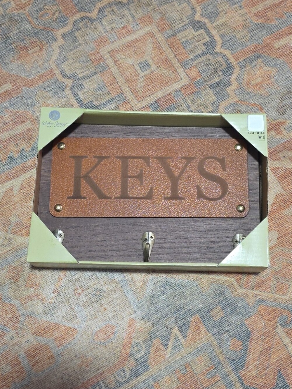 KEYS Wall Key Holder in Brown and Tan